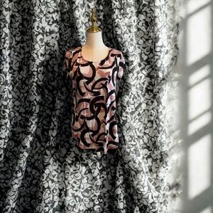 Source Unknown Pink and Black Patterned Blouse